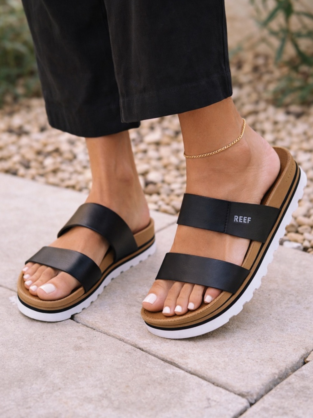 Reef Cushion Vista Hi Platform Slide Sandals Black Size 6 Cork Footbed